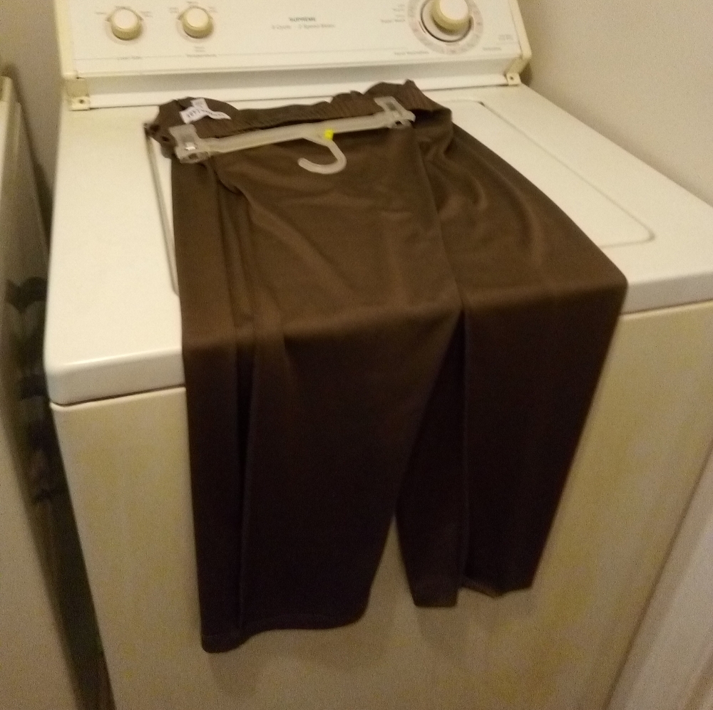 Clothes - Picture 4 of 6